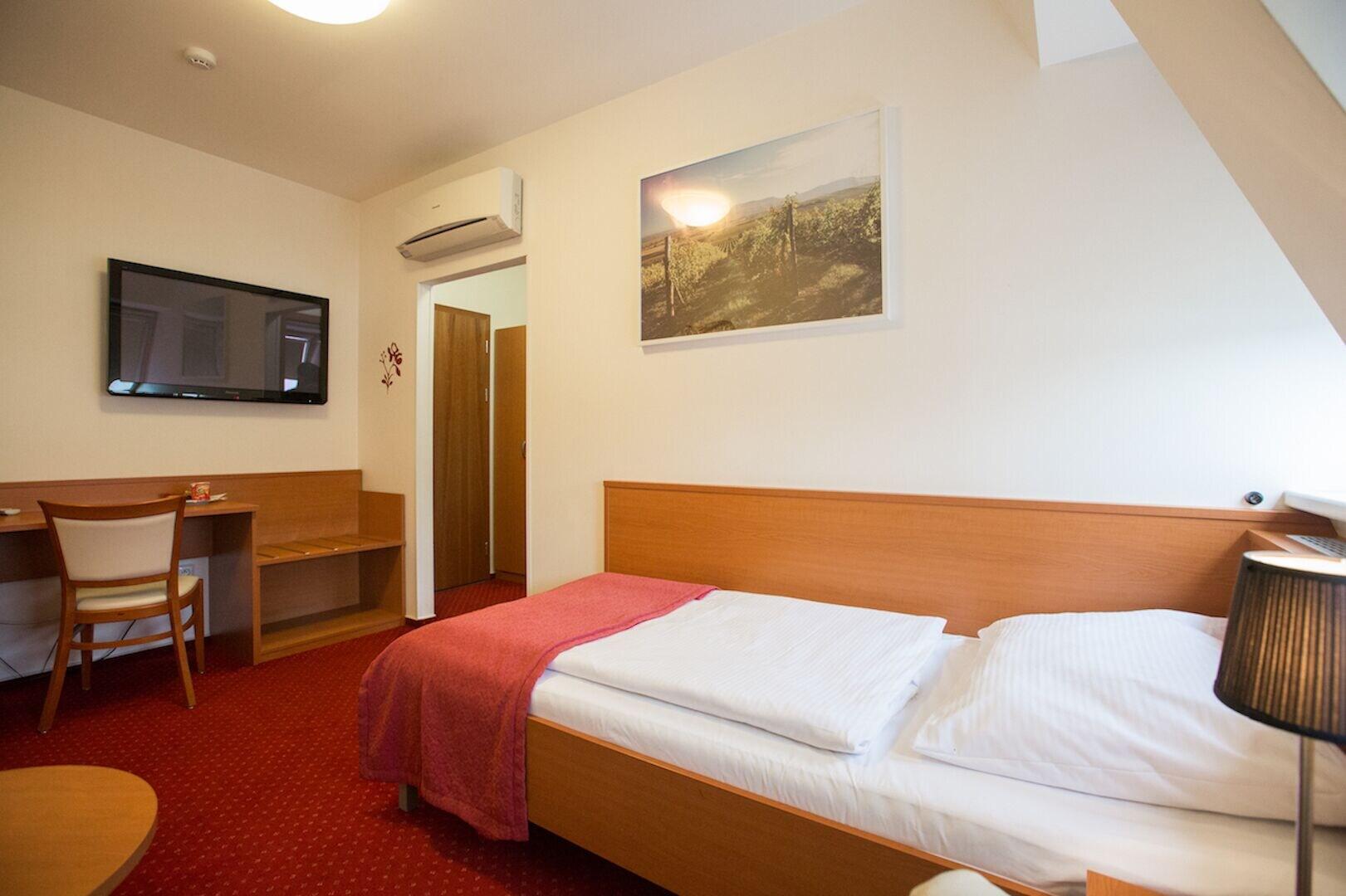 Wine Wellness Hotel Amande Густопече Экстерьер фото