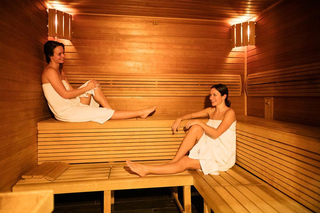 Wine Wellness Hotel Amande Густопече Экстерьер фото